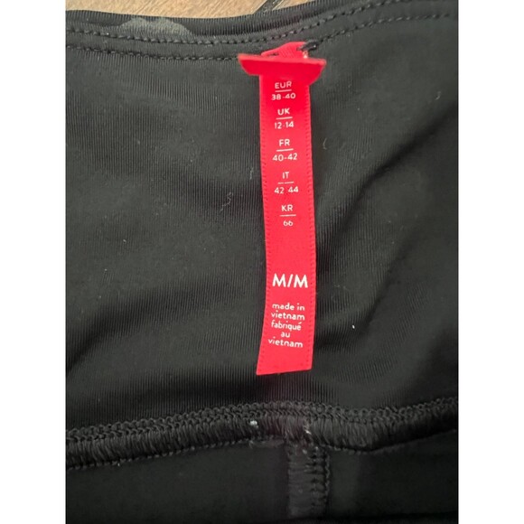 Spanx Leggings Womens Medium‎ Faux Leather Camo Matte Black M Blogger Favorite - Picture 8 of 10